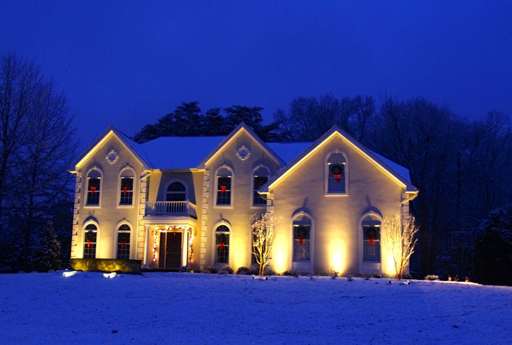 outdoor-lighting-snow-house-va